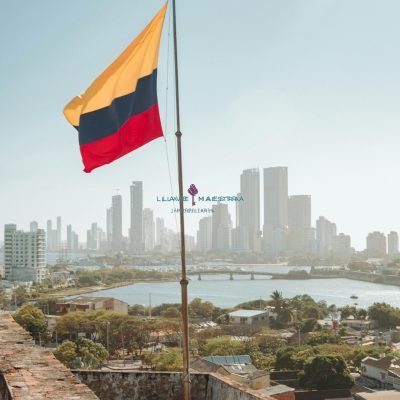 bandera de Colombia cartagena